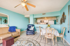 Bright Carolina Beach Condo Public Beach On-Site